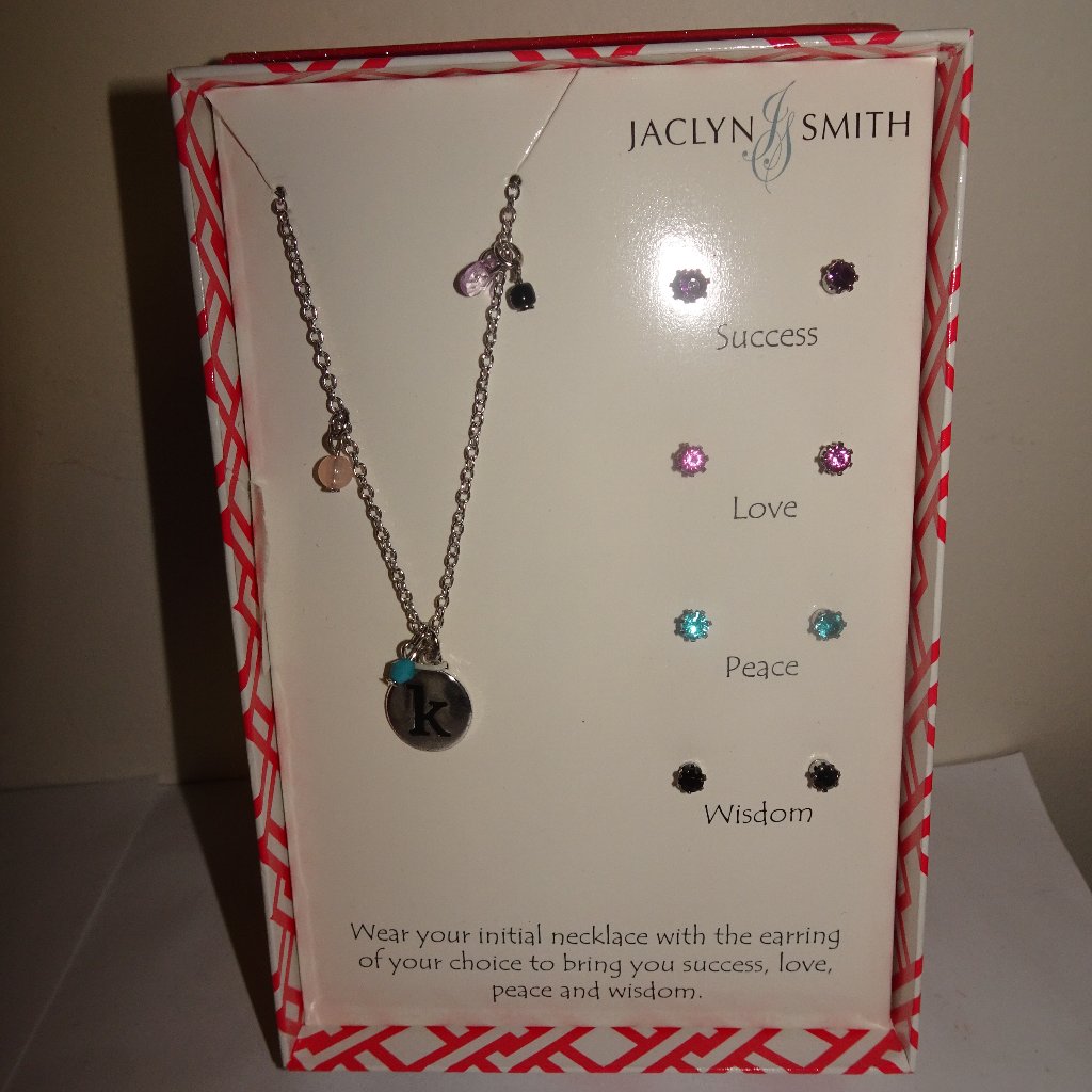 Jaclyn Smith Letter K Necklace 4 Stud Earrings 8$